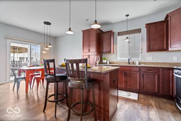 6638 Keepsake DR, Whitestown, IN 46075