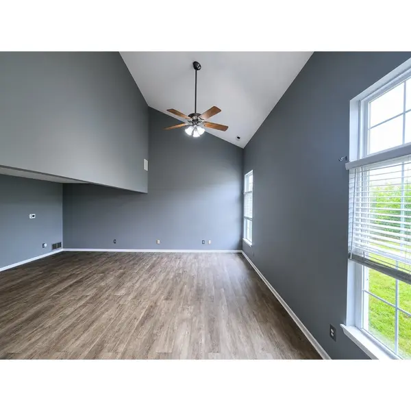 8123 Maple Stream BLVD, Indianapolis, IN 46217