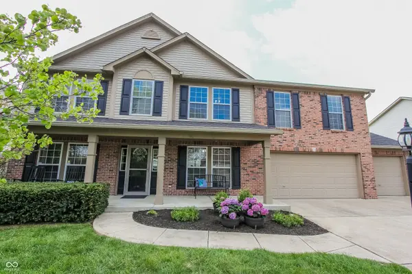 8005 Stoney Bend CT, Indianapolis, IN 46259