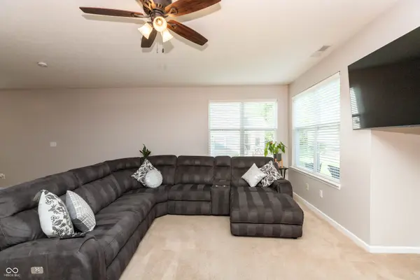 8346 Berrybush LN, Indianapolis, IN 46234