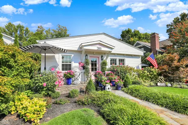 285 N Main ST, Zionsville, IN 46077