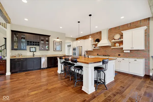 628 Woodbury Hill DR, Westfield, IN 46074