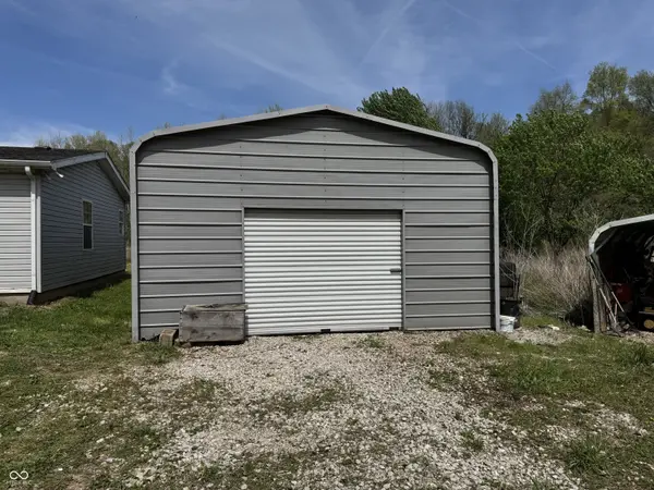 11724 Maple ST, Poland, IN 47868