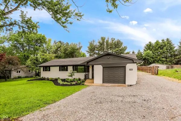 1948 Mullinix RD, Greenwood, IN 46143