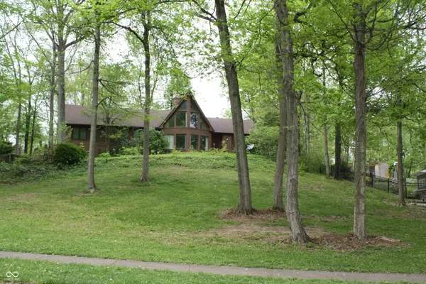 8734 Log Run DR N, Indianapolis, IN 46234