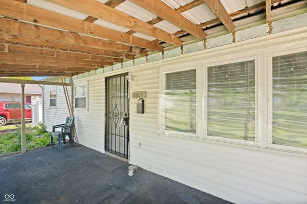 1605 Douglas LN, Lebanon, IN 46052