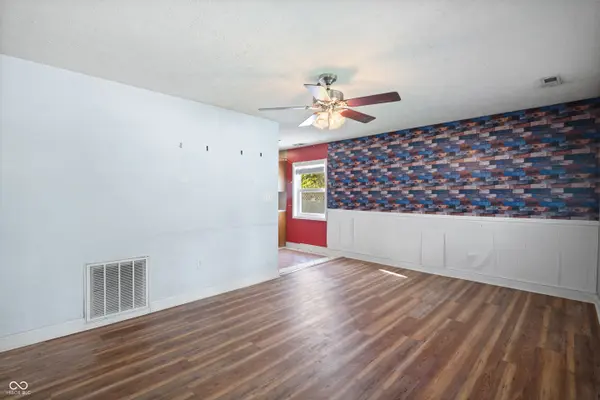1605 Douglas LN, Lebanon, IN 46052