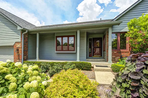 298 Lake DR, Greenwood, IN 46142