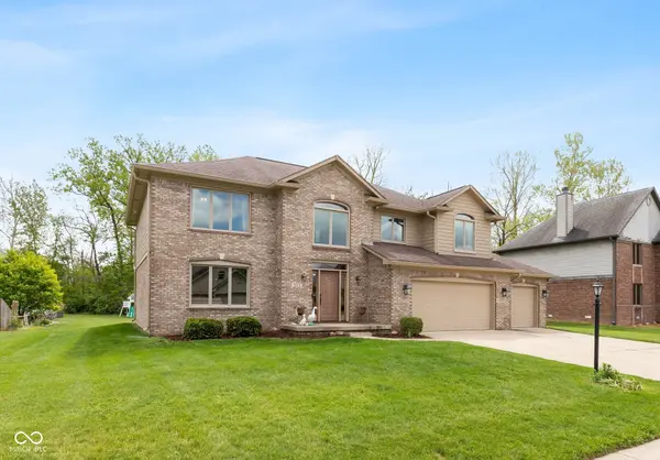 7023 Stonecreek DR, Plainfield, IN 46168
