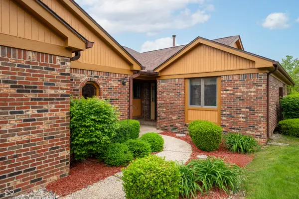1910 Summer PL, Anderson, IN 46012