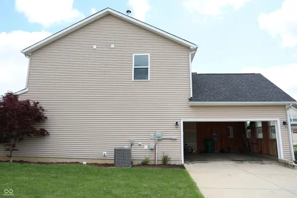7817 Sea Eagle CIR, Zionsville, IN 46077
