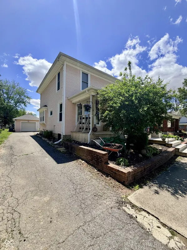 333 W 7th ST, Rushville, IN 46173