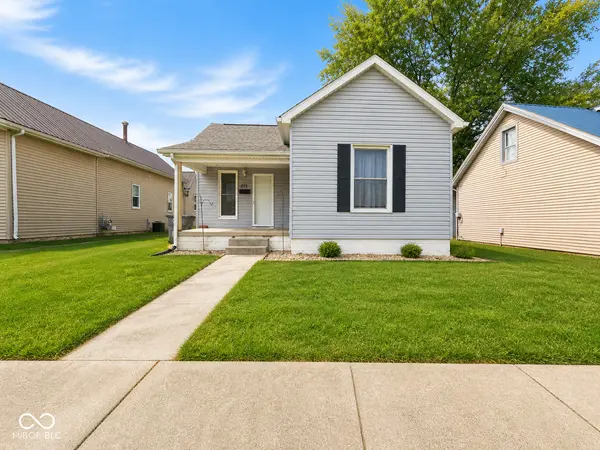 615 W Oak ST, Seymour, IN 47274