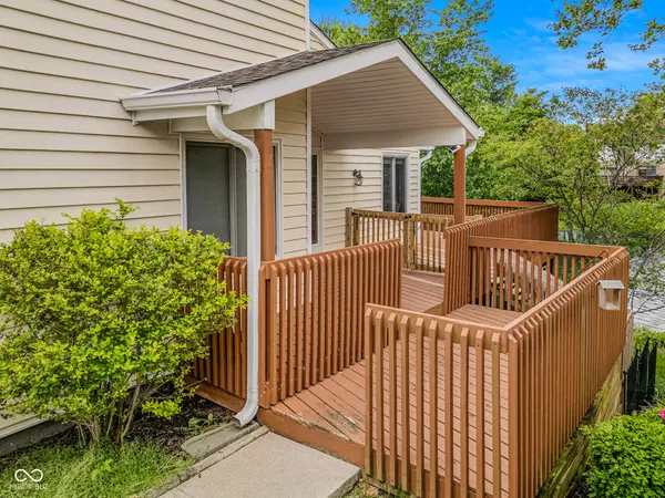 4061 Shields DR, Columbus, IN 47201