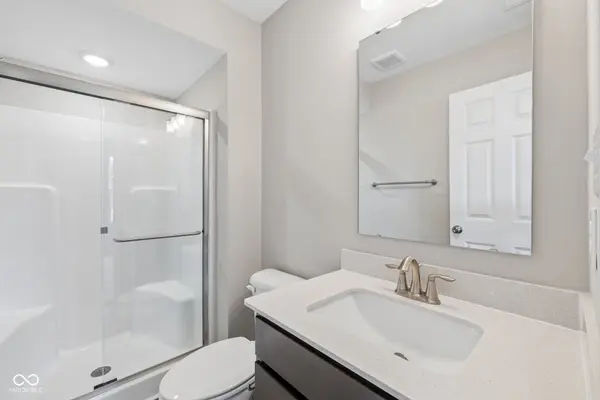 11216 Greenfield AVE, Noblesville, IN 46060