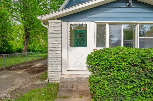 2926 N Gale ST, Indianapolis, IN 46218