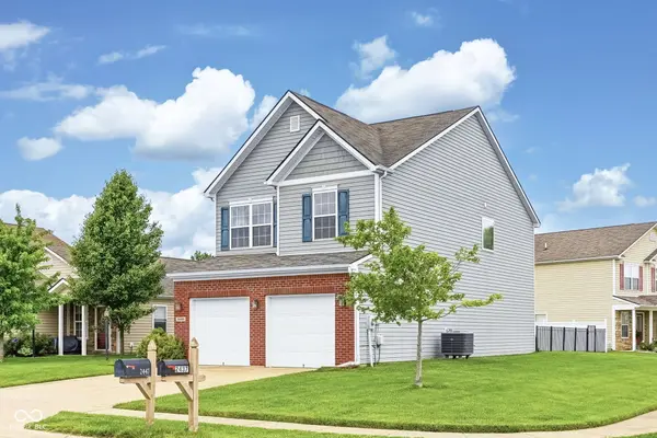 2462 Middle View DR, Columbus, IN 47201
