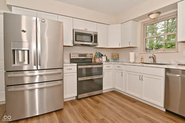 31 Robinwood DR, Brownsburg, IN 46112
