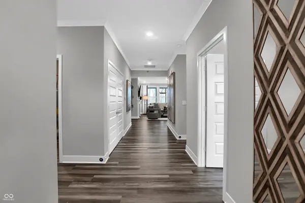 2367 Red Squirrel WAY, Zionsville, IN 46077