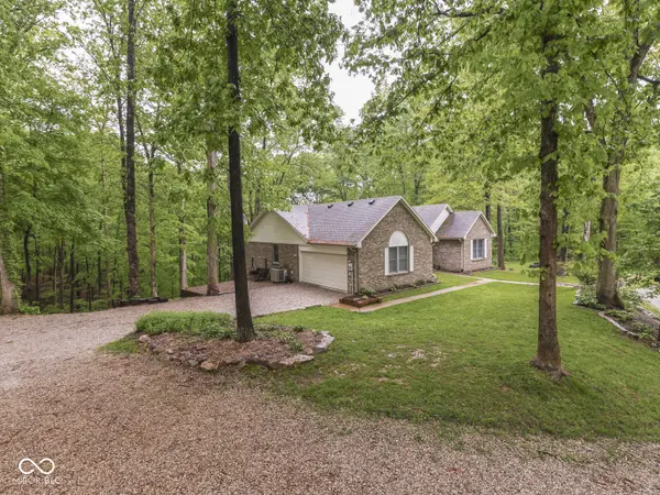 79 S Olive Church RD, Paragon, IN 46166