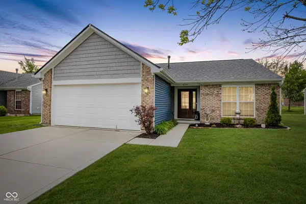 6735 W Odessa WAY,  Mccordsville,  IN 46055
