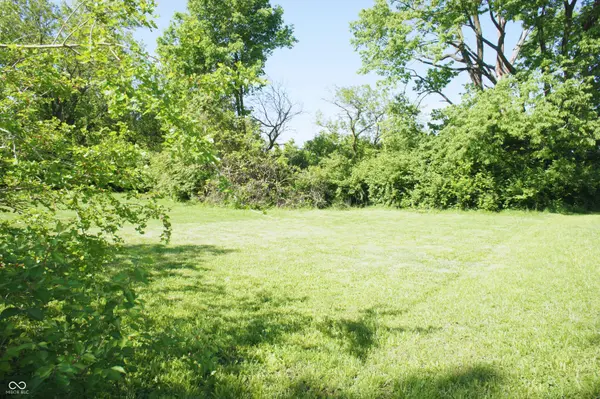 1124 Vandeman ST, Indianapolis, IN 46203