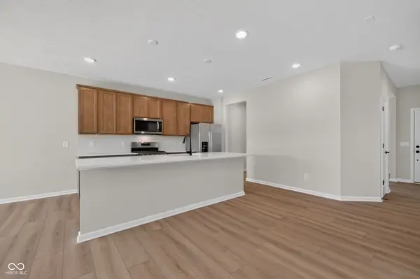 2401 Zion TRL, Greenwood, IN 46143