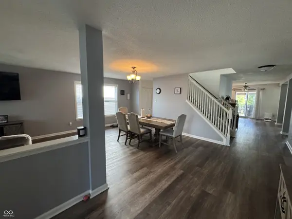 1115 Maple Run DR, Sheridan, IN 46069