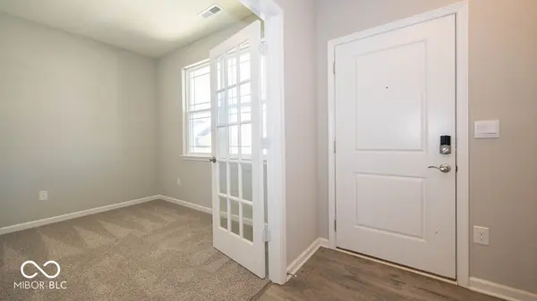 207 Springfield XING, Greenfield, IN 46140