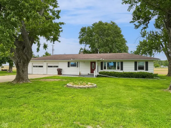 6421 S State Road 59, Clay City, IN 47841