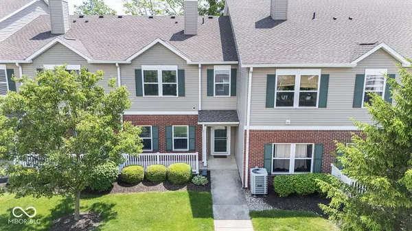 12235 Bubbling Brook DR #400, Fishers, IN 46038
