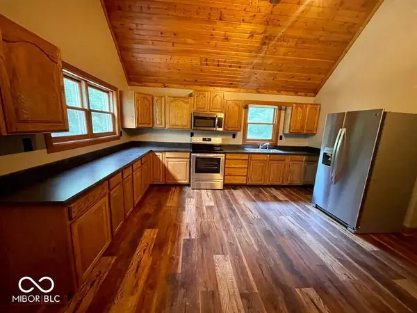 1970 Colonial DR, Martinsville, IN 46151