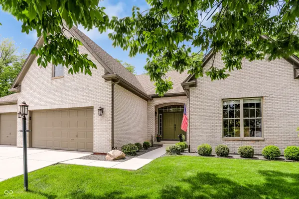 4300 Tally Ho CIR, Zionsville, IN 46077