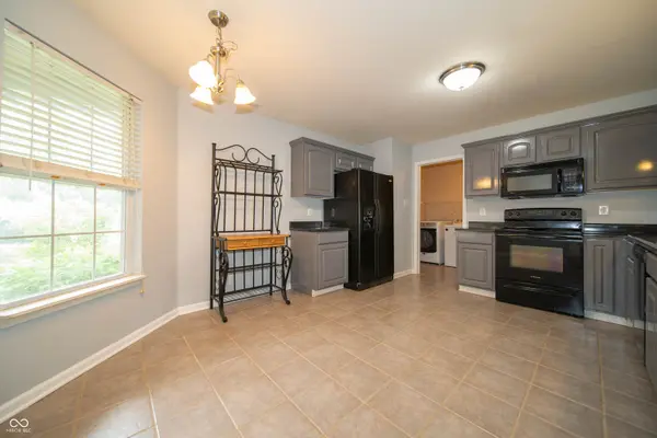 5715 Bruce BLVD, Noblesville, IN 46062