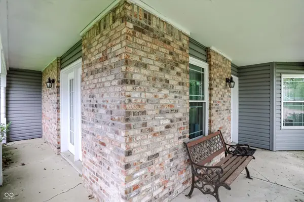11233 Bayridge CIR E, Indianapolis, IN 46236