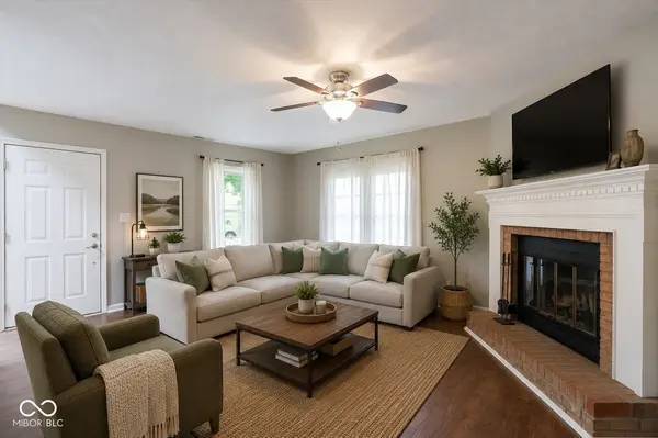 11233 Bayridge CIR E, Indianapolis, IN 46236