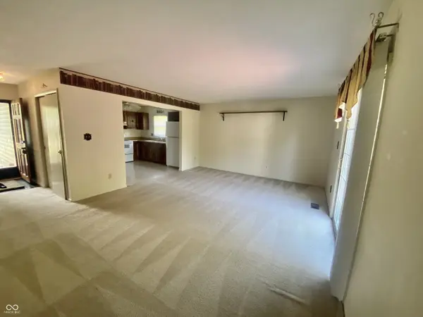 7749 Venetian WAY, Indianapolis, IN 46217