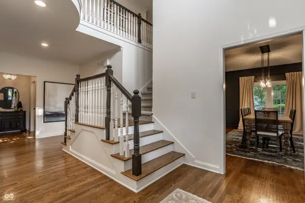 4626 Woods Edge DR, Zionsville, IN 46077