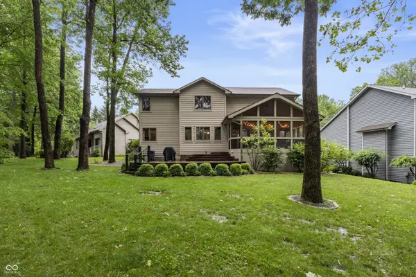 1122 Bitterwood CT, Columbus, IN 47201