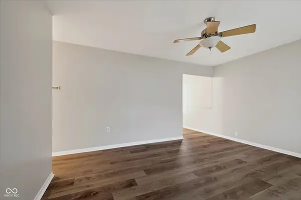 307 Crestview CT, Chesterfield, IN 46017