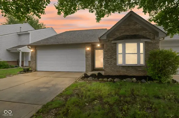 1943 Acorn DR, Franklin, IN 46131