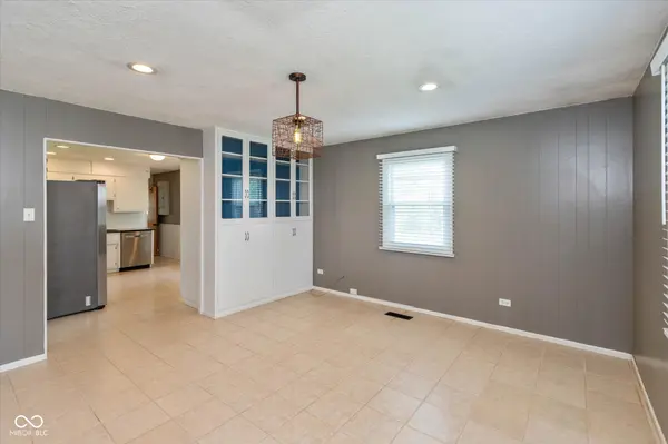 333 S John ST, Lapel, IN 46051