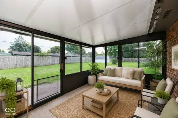 1715 E 43rd ST, Anderson, IN 46013