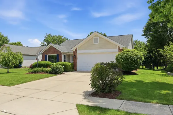 13877 Wabash DR, Fishers, IN 46038