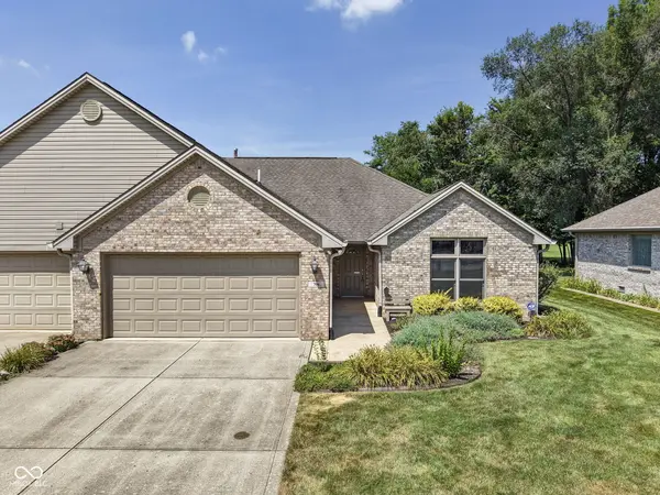 706 Paris DR, Franklin, IN 46131