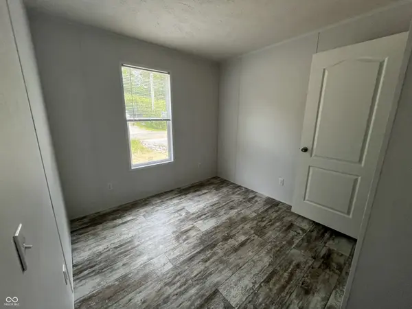 377 Locustwood DR, North Vernon, IN 47265