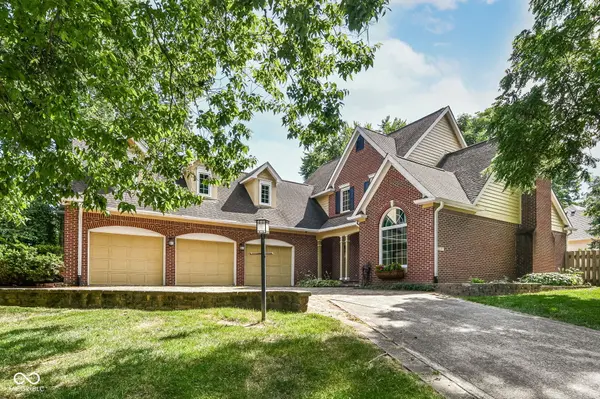 1895 Valley DR, Carmel, IN 46280