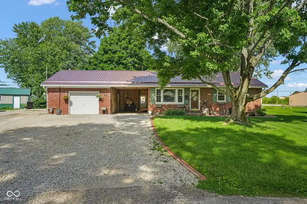 806 W Walnut DR, Rockville, IN 47872