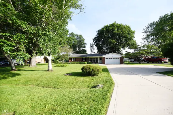 2511 Colony CT, Carmel, IN 46280
