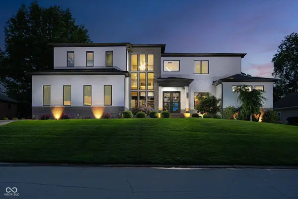 3081 Golfview DR, Greenwood, IN 46143
